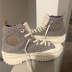 Gray Sherpa Converse Platform Sneakers – Size 9.5 Women’s US Sizing